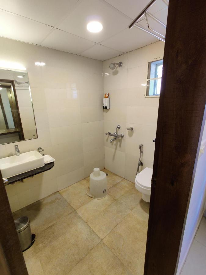 Airport Regency Hotel Devanahalli ภายนอก รูปภาพ