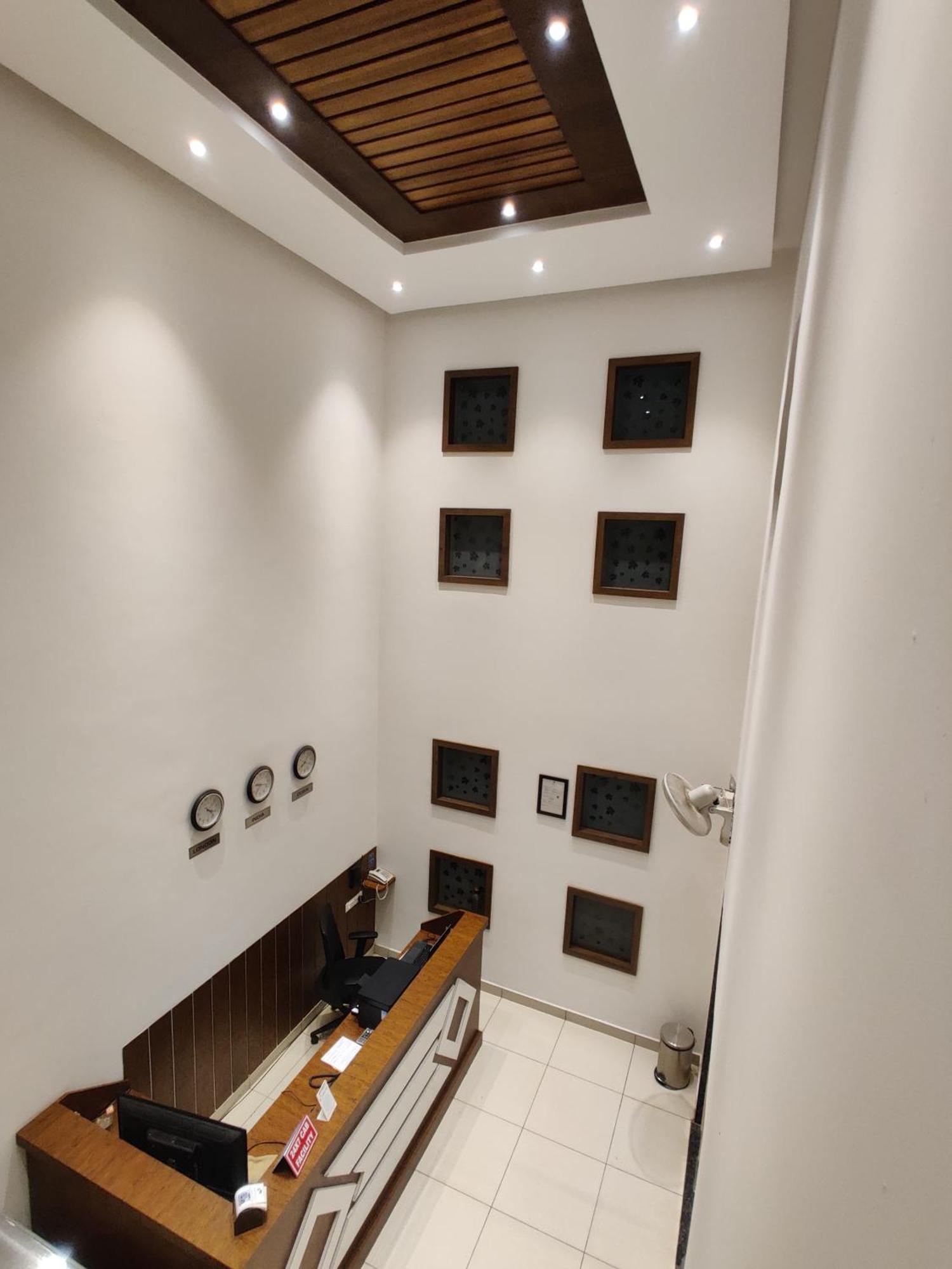 Airport Regency Hotel Devanahalli ภายนอก รูปภาพ